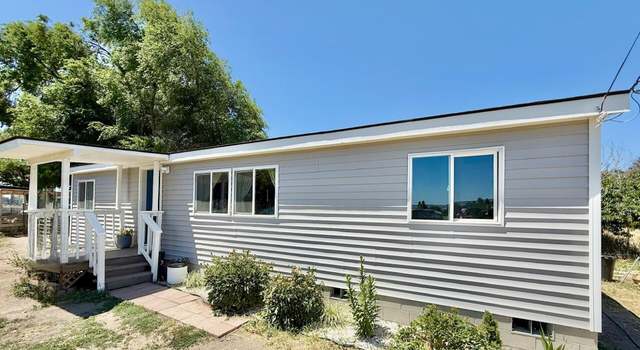 Photo of 2327 Autumn Ave, Klamath Falls, OR 97601