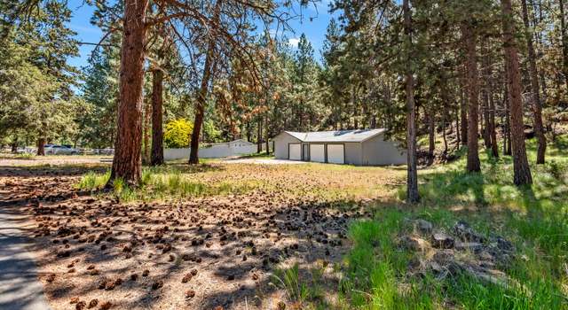 Photo of 19943 Ashwood Dr, Bend, OR 97702