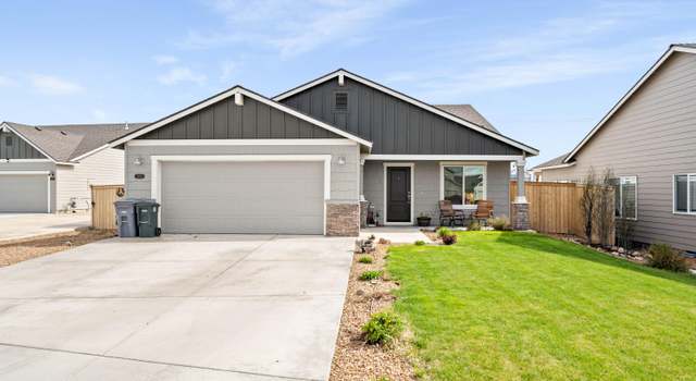 Photo of 1121 NW Willow Parkway Rd, Madras, OR 97741