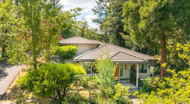 Photo of 793 Elkader St, Ashland, OR 97520