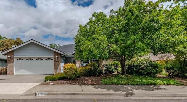 Photo of 1078 Oak Knoll Dr, Ashland, OR 97520