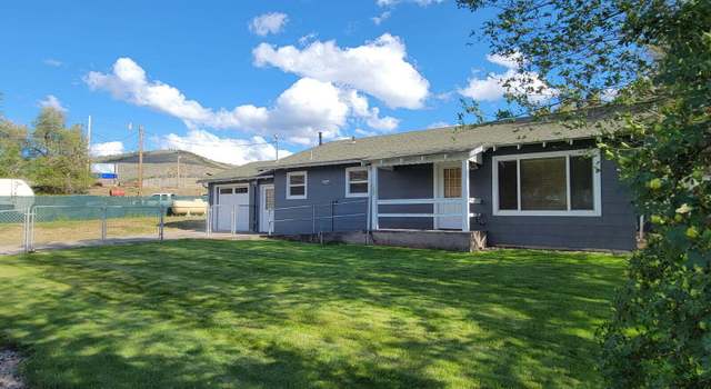 Photo of 320 High St, Mitchell, OR 97750