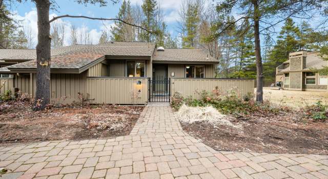 Photo of 57335 Lake Aspen Ct, Sunriver, OR 97707