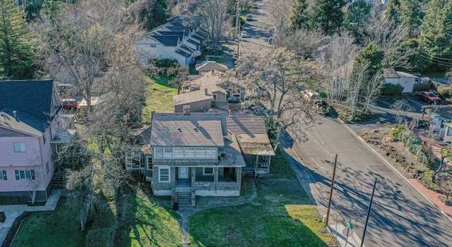 Photo of 431 N Main St, Ashland, OR 97520