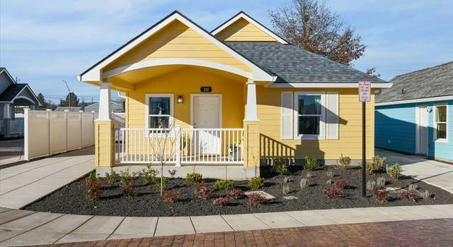 Photo of 2254 Grandma Aggie Ln Lot 17, Medford, OR 97501