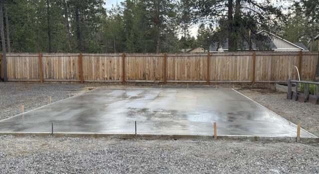 Photo of 15675 Holiday Ct, La Pine, OR 97739