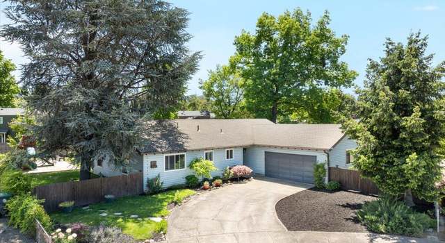 Photo of 597 Magenta Cir, Medford, OR 97504