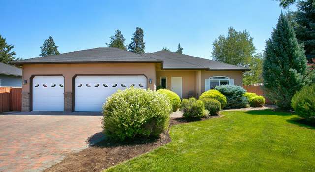 Photo of 276 SE Soft Tail Dr, Bend, OR 97702