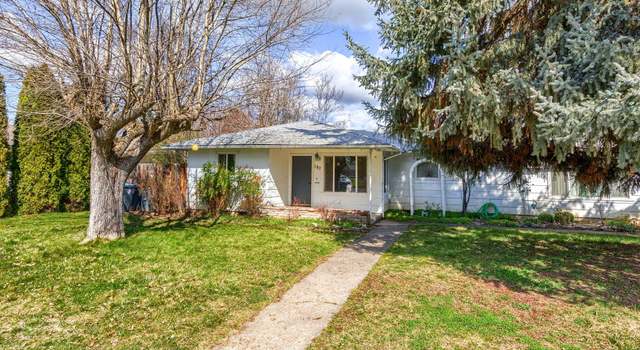 Photo of 401 Oak St, Phoenix, OR 97535