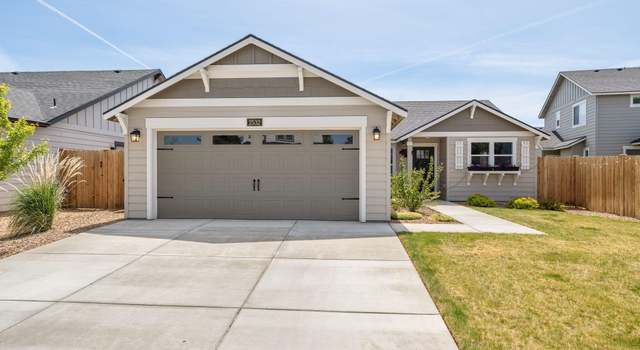Photo of 2532 NW Upas Way, Redmond, OR 97756