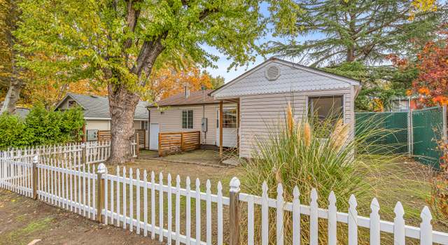 Photo of 354 Garfield St, Ashland, OR 97520