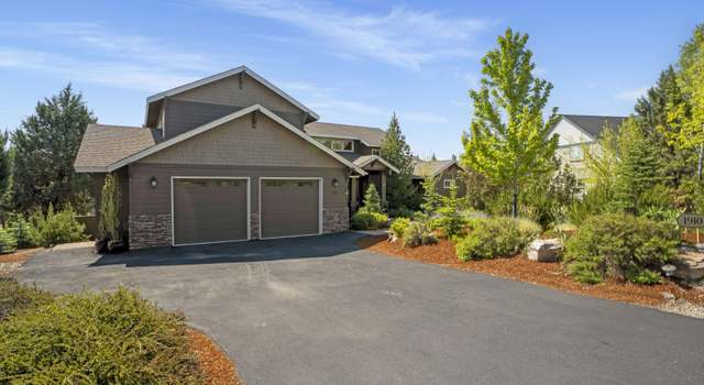 Photo of 1910 Murrelet Dr, Redmond, OR 97756