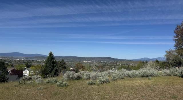 Photo of 5821 Havencrest Dr, Klamath Falls, OR 97603