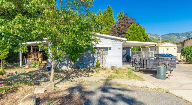 Photo of 1745 Drury Ln, Grants Pass, OR 97527