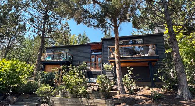 Photo of 636 NW Silver Buckle Rd, Bend, OR 97703