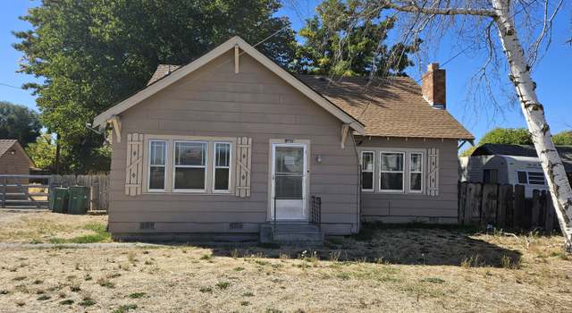 Photo of 3142 Summers Ln, Klamath Falls, OR 97603