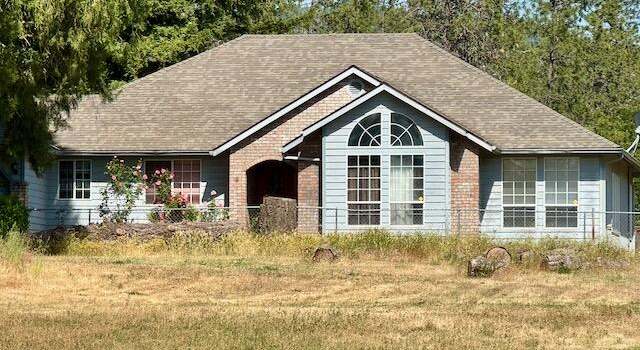Photo of 6051 New Hope Rd, Grants Pass, OR 97527