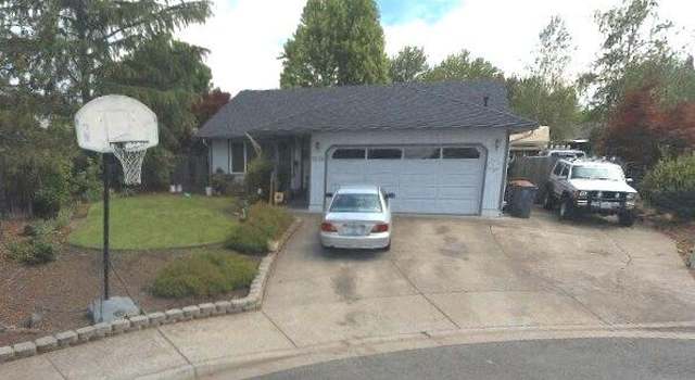 Photo of 3030 Heartwood Ct, Medford, OR 97504