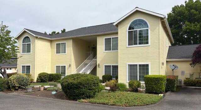Photo of 3963 Arrowhead Dr, Medford, OR 97504