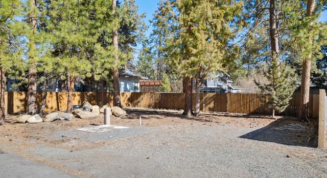 Photo of 61624 Cherrywood Ln, Bend, OR 97702