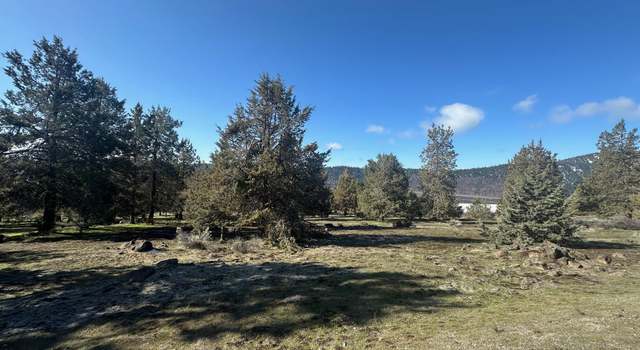 Photo of 1030 Turnstone Dr, Klamath Falls, OR 97601