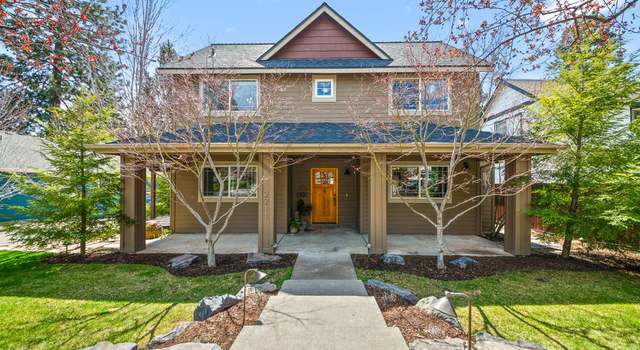Photo of 2211 NW Monterey Pines Dr, Bend, OR 97703