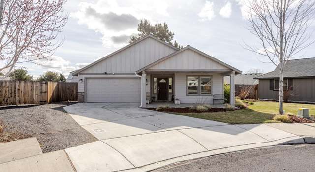 Photo of 2040 NW Kilnwood Pl, Redmond, OR 97756