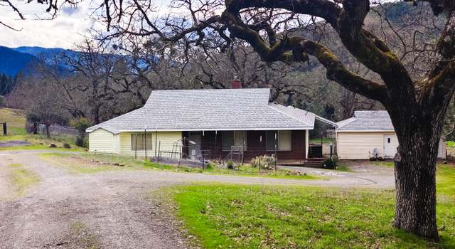 Photo of 2872 Wards Creek Rd, Rogue River, OR 97537