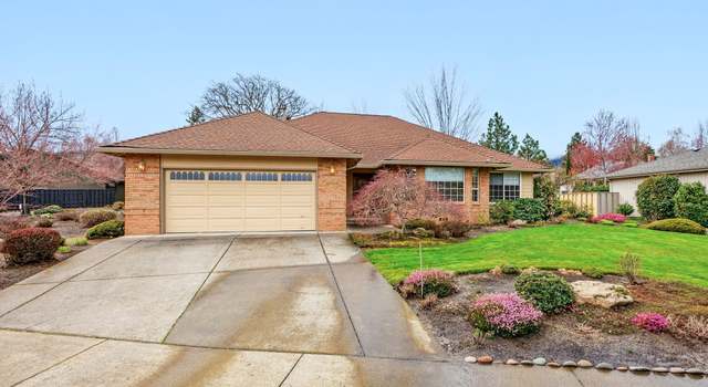Photo of 905 Cypress Point Loop, Ashland, OR 97520