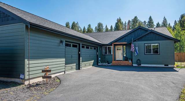 Photo of 17185 Wood Duck Ct, Bend, OR 97707