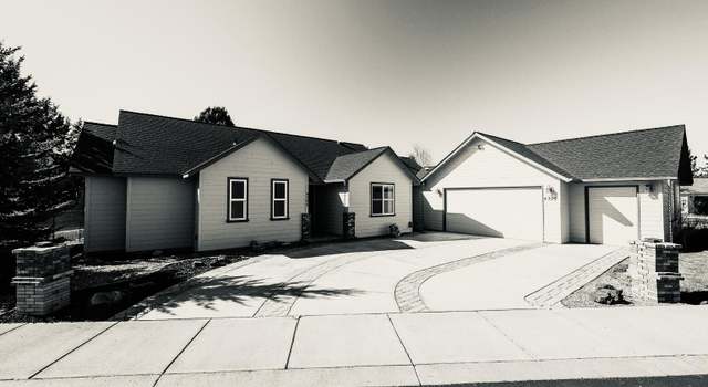 Photo of 4305 SW Callaway Ct, Redmond, OR 97756