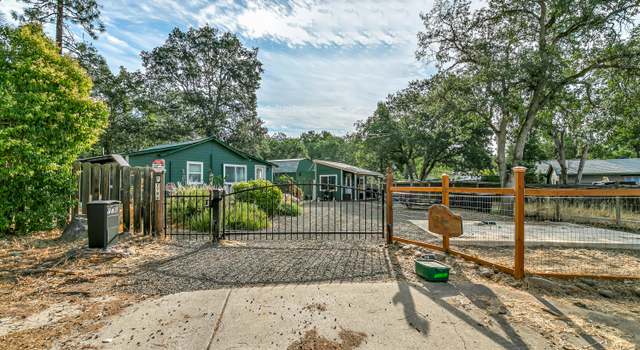 Photo of 178 Cedar St, Shady Cove, OR 97539