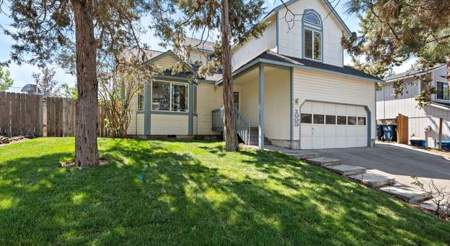 Photo of 1993 NE Red Rock Ln, Bend, OR 97701