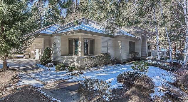 Photo of 60894 Willow Creek Loop, Bend, OR 97702