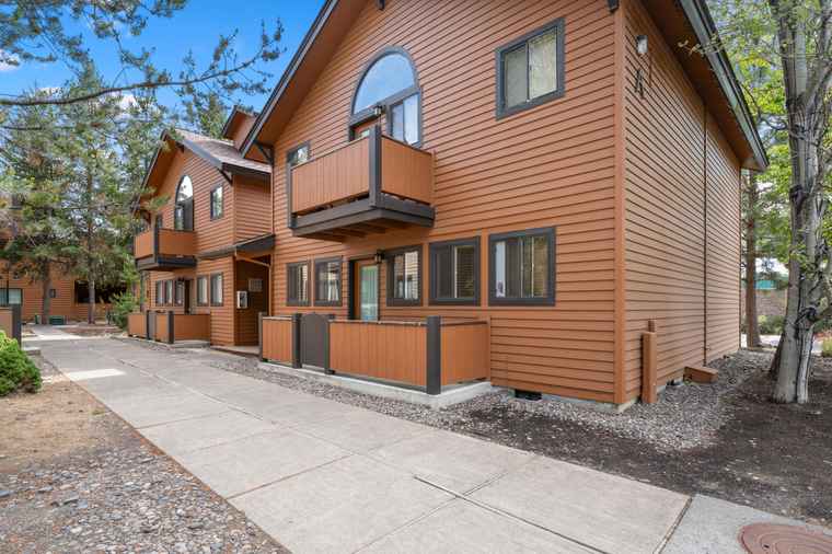Photo of 56856 Enterprise Dr Unit A2 Sunriver, OR 97707