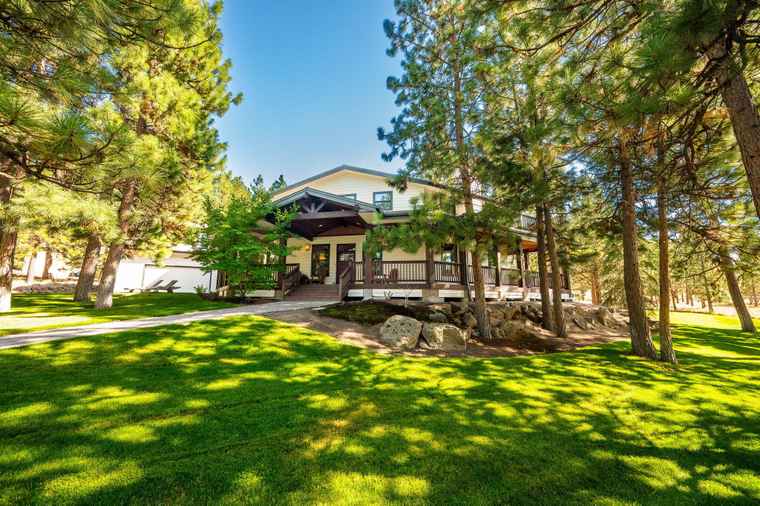 Photo of 1767 NW Okane Ct Bend, OR 97703