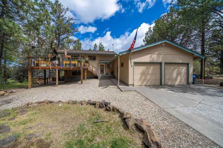 Photo of 20210 Meadow Ln Bend, OR 97703