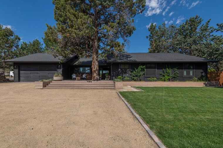 Photo of 64141 Tumalo Rim Dr Bend, OR 97703