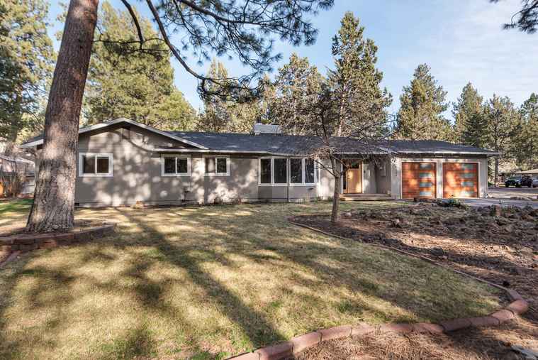 Photo of 61234 Chikamin Dr Bend, OR 97702