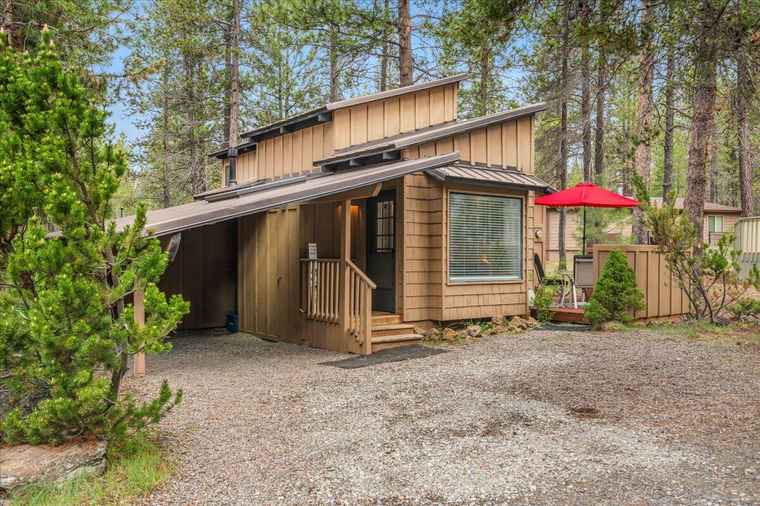 Photo of 57063 Deer Ln Sunriver, OR 97707