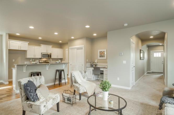 63321 Lamoine Ln, Bend, OR 97701 | Redfin
