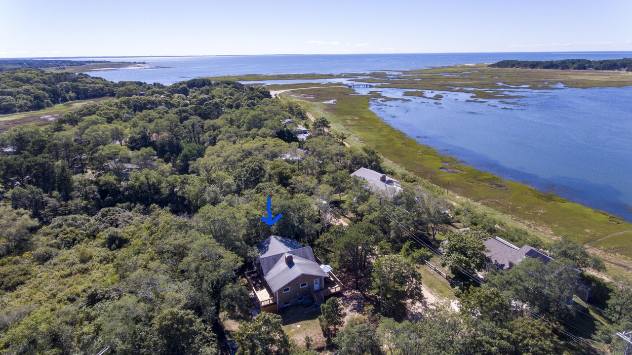 65 Old Salt Ln, Wellfleet, MA 02667 | MLS# 22105776 | Redfin