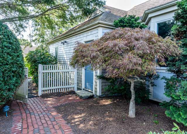 Property at 19 John Halls Cartpath Vlg Unit E, Yarmouth Port, MA 02675, 2 beds, 3 baths