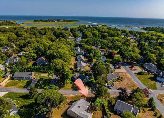 Property at 37 Fourth Ave, West Hyannisport, MA 02672, 3 beds, 1 bath
