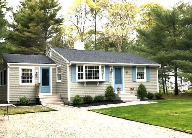 Property at 236 Poponessett Rd, Cotuit, MA 02635, 4 beds, 2 baths