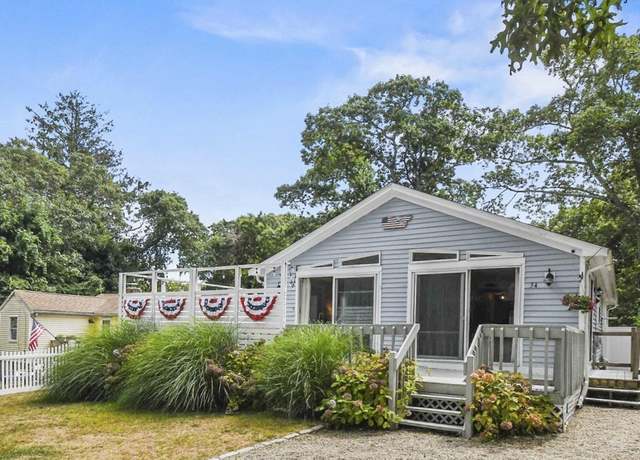 Property at 54 Hillside Ave, Falmouth, MA 02540, 3 beds, 2 baths