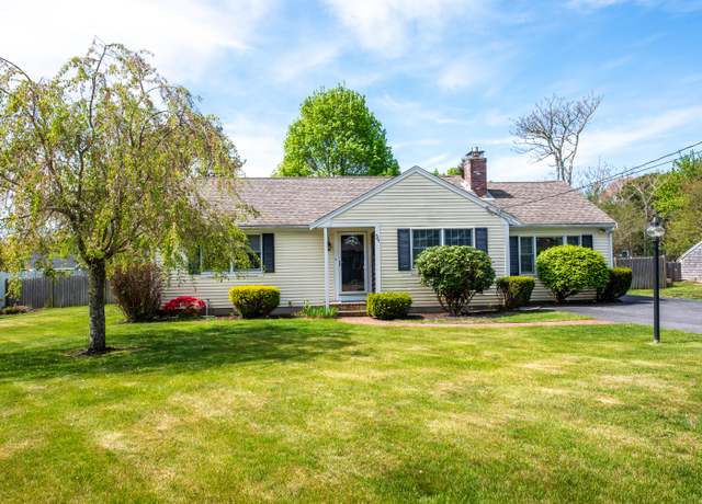 Property at 39 Antlers Rd, South Yarmouth, MA 02664, 2 beds, 1 bath