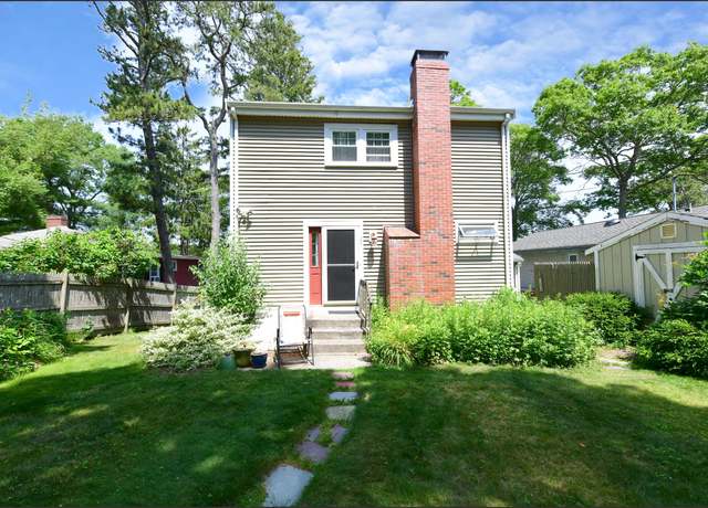 Property at 24 Gardner Dr, Plymouth, MA 02360, 3 beds, 2 baths
