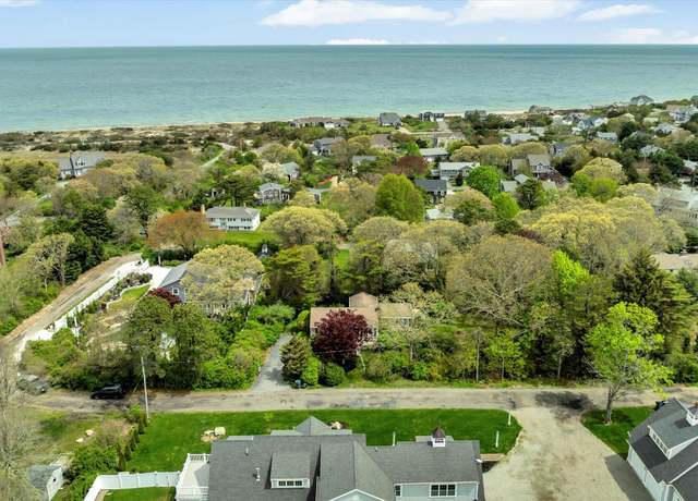 Property at 6 Captain Morgan Rd, East Sandwich, MA 02537, 3 beds, 2 baths