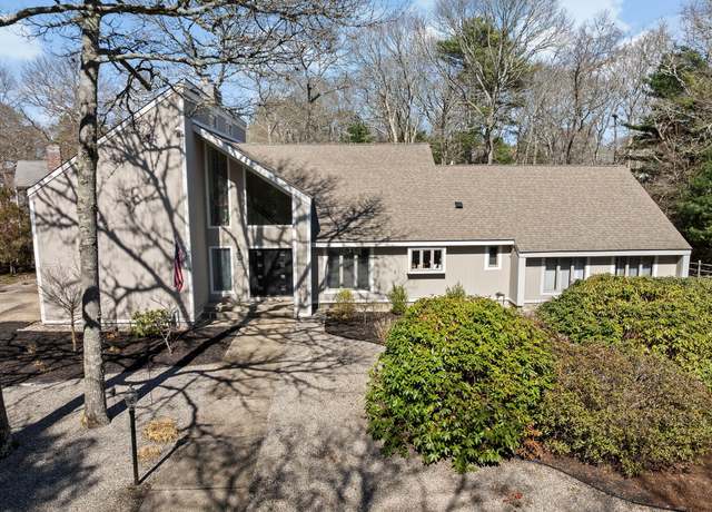 Property at 39 Fox Run Ln, Hatchville, MA 02536, 4 beds, 2.5 baths